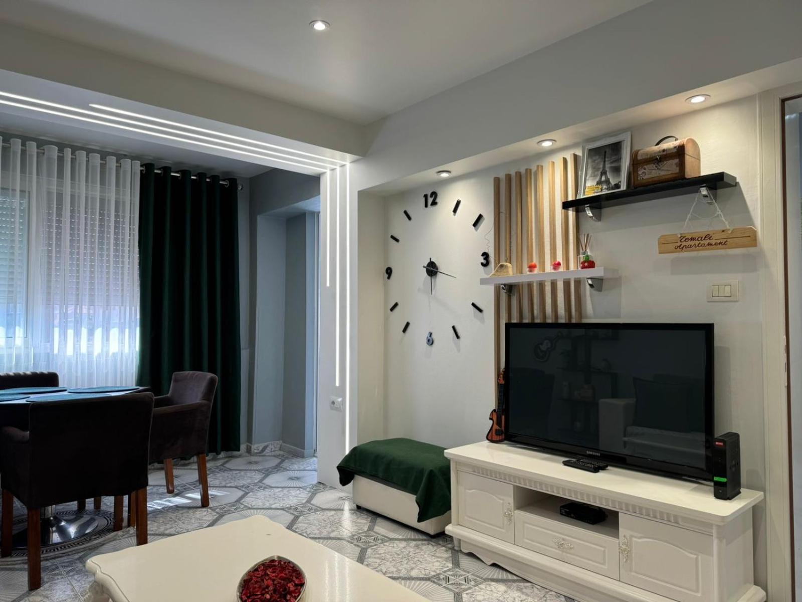 Temali Apartment Shkodër Buitenkant foto