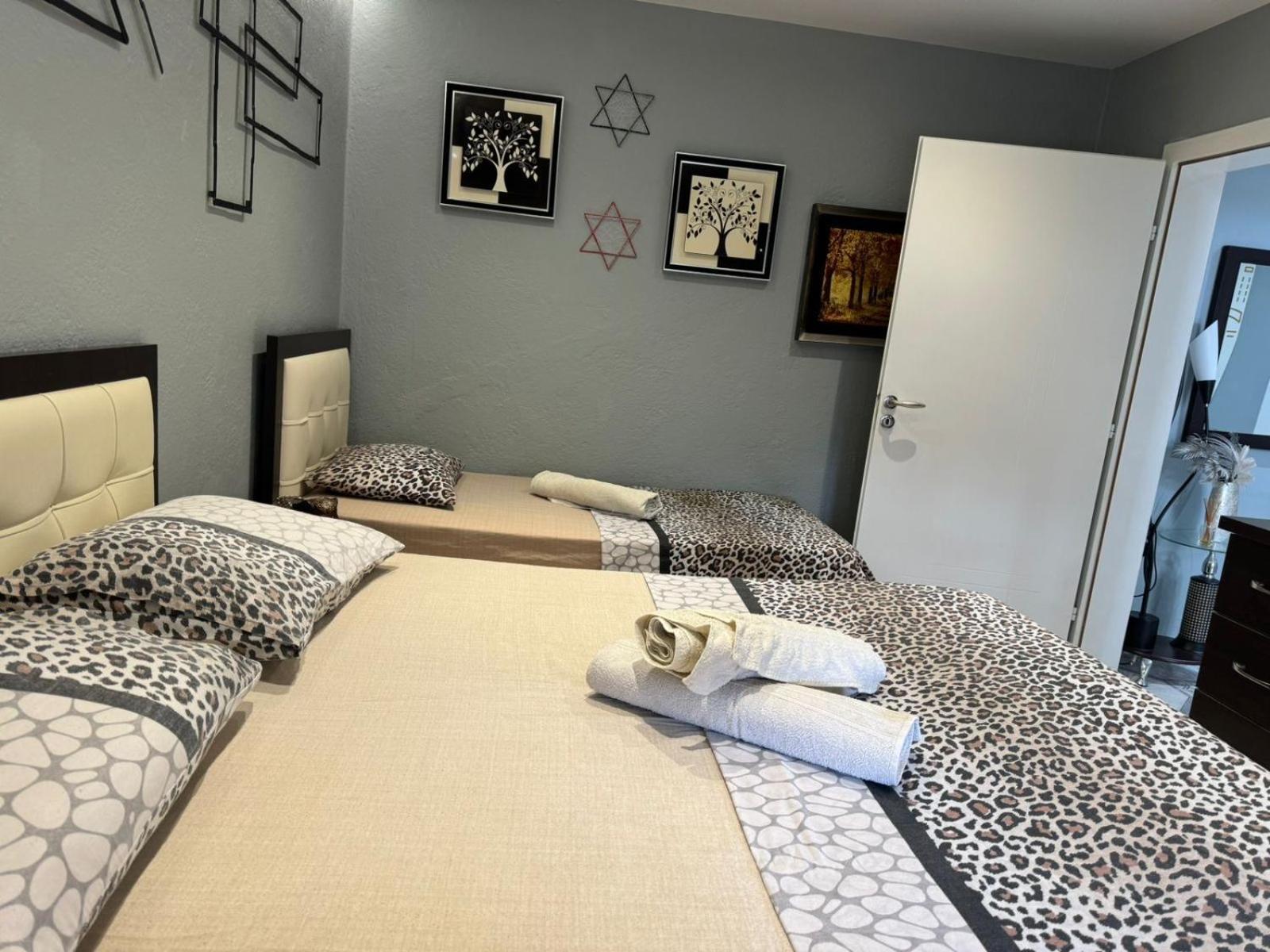 Temali Apartment Shkodër Buitenkant foto